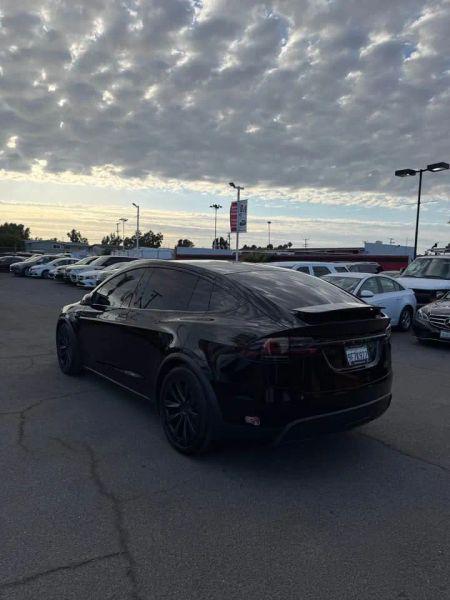 2023 Tesla Model X Plaid Tri Motor All-Wheel Drive