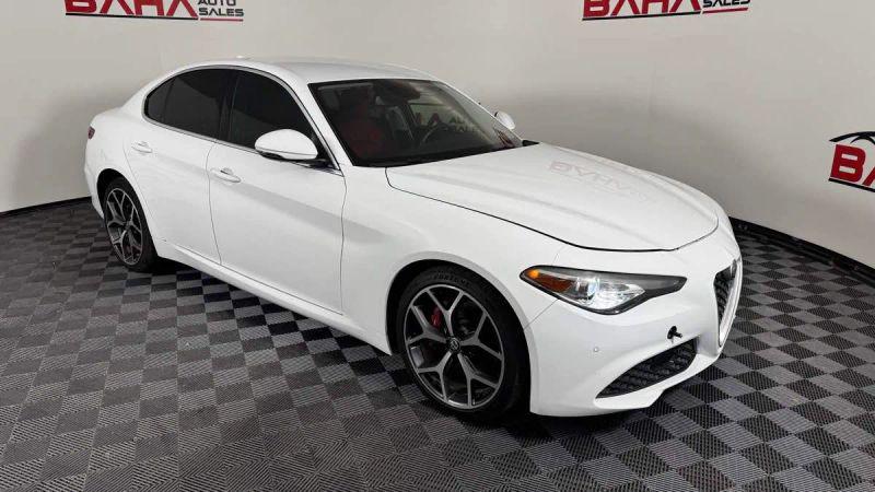 2019 Alfa Romeo Giulia Ti AWD