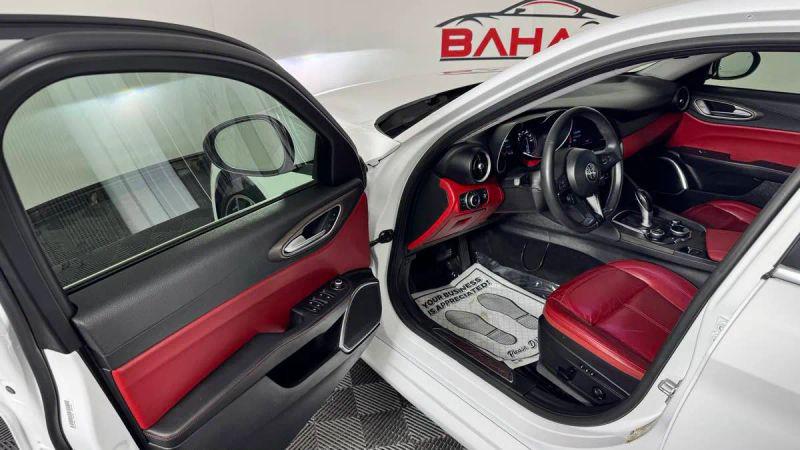 2019 Alfa Romeo Giulia Ti AWD