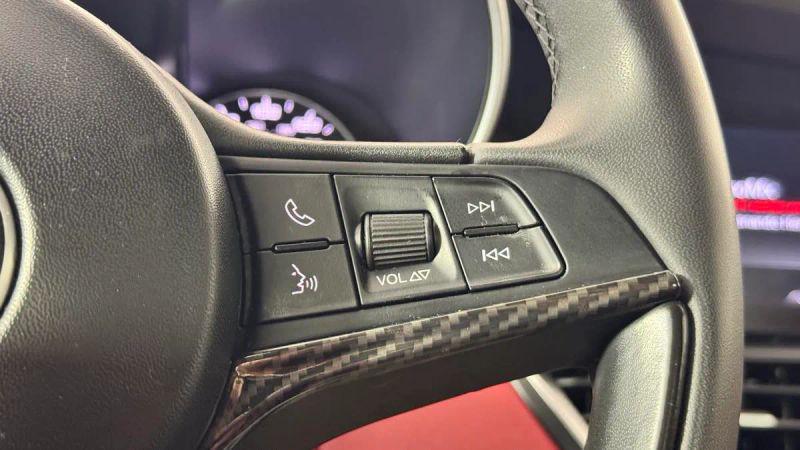 2019 Alfa Romeo Giulia Ti AWD