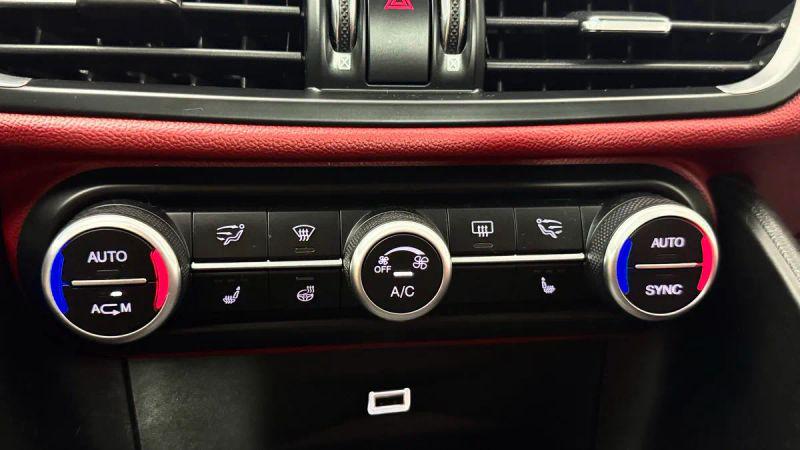 2019 Alfa Romeo Giulia Ti AWD