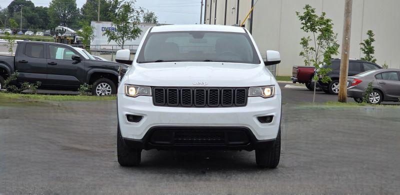 2018 Jeep Grand Cherokee Laredo E 4x2