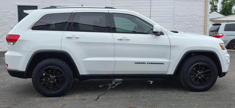 2018 Jeep Grand Cherokee Laredo E 4x2