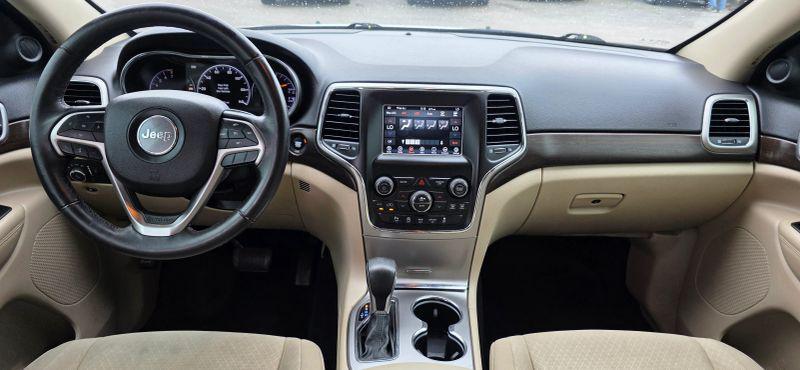 2018 Jeep Grand Cherokee Laredo E 4x2