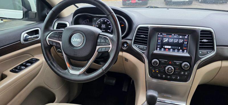 2018 Jeep Grand Cherokee Laredo E 4x2