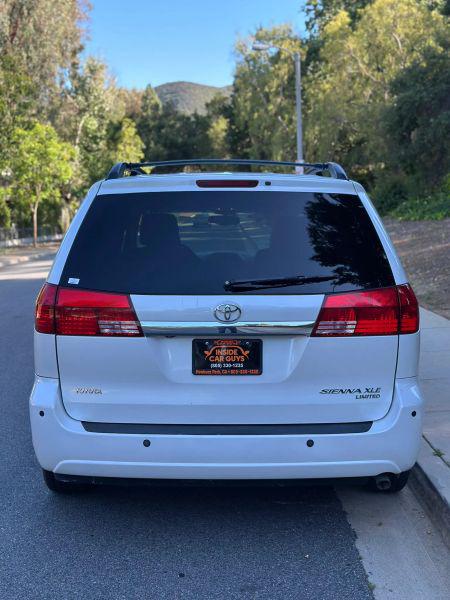 2005 Toyota Sienna XLE Limited