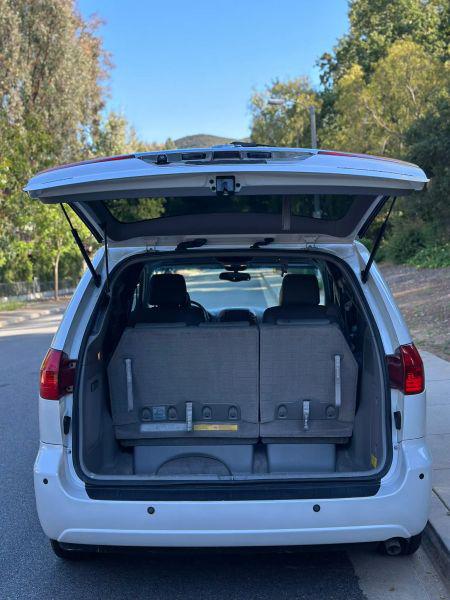 2005 Toyota Sienna XLE Limited