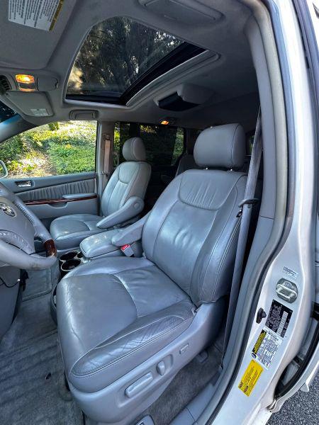 2005 Toyota Sienna XLE Limited