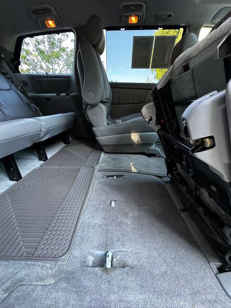 2005 Toyota Sienna XLE Limited