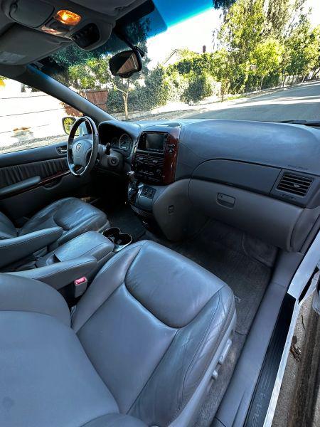 2005 Toyota Sienna XLE Limited