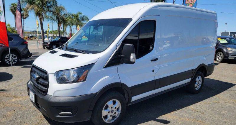 2020 Ford Transit Cargo Van Medium Roof w/RWB