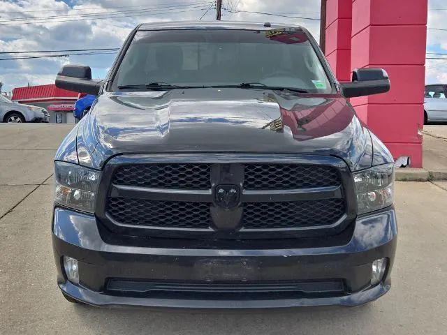 2017 Ram 1500 Express Regular Cab 4x2 6'4" Box