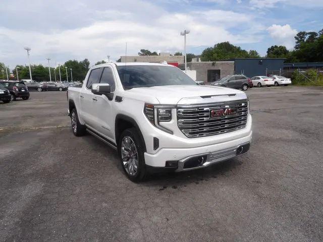 2023 GMC Sierra 1500 4WD Crew Cab Short Box Denali