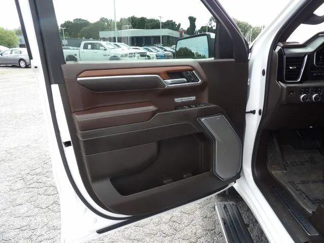 2023 GMC Sierra 1500 4WD Crew Cab Short Box Denali