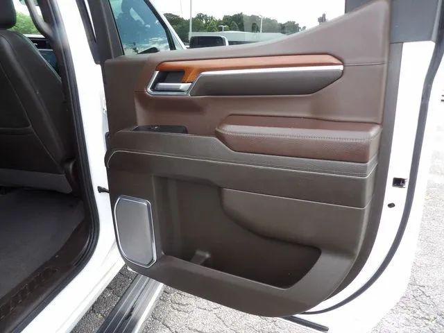 2023 GMC Sierra 1500 4WD Crew Cab Short Box Denali