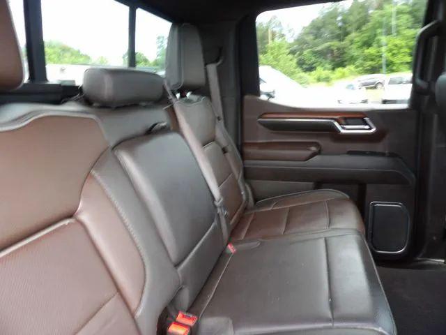 2023 GMC Sierra 1500 4WD Crew Cab Short Box Denali