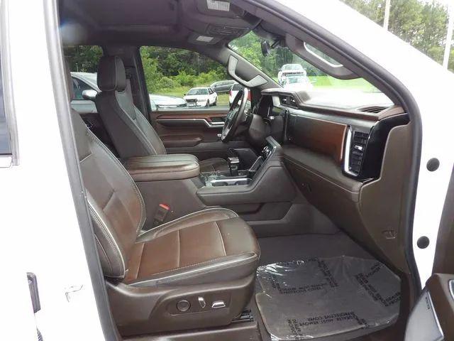 2023 GMC Sierra 1500 4WD Crew Cab Short Box Denali