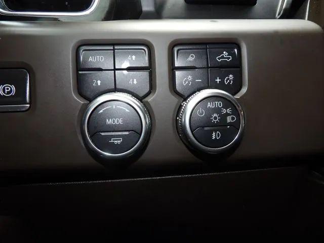 2023 GMC Sierra 1500 4WD Crew Cab Short Box Denali