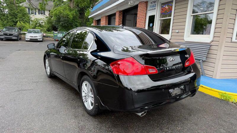 2011 INFINITI G37 G37x