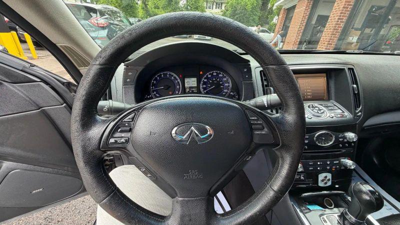 2011 INFINITI G37 G37x