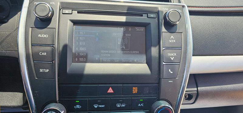 2017 Toyota Camry SE