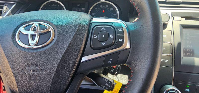 2017 Toyota Camry SE