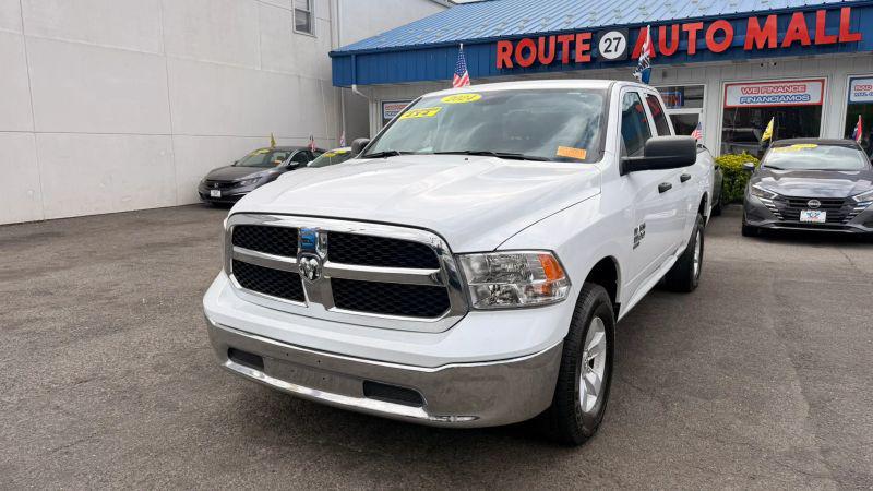 2024 Ram 1500 Classic SLT Quad Cab 4x4 6'4" Box