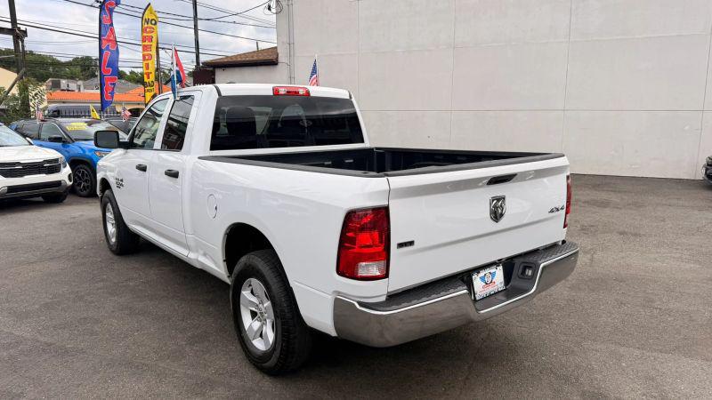 2024 Ram 1500 Classic SLT Quad Cab 4x4 6'4" Box