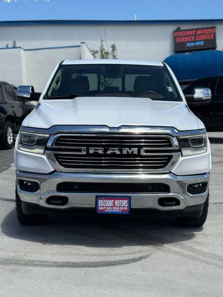 2019 Ram 1500 Laramie Crew Cab 4x4 5'7" Box