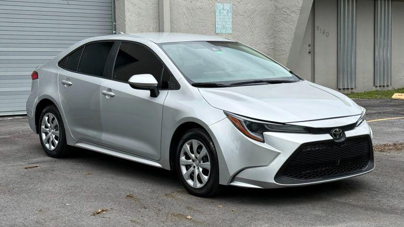 2021 Toyota Corolla LE for sale in Miami, FL