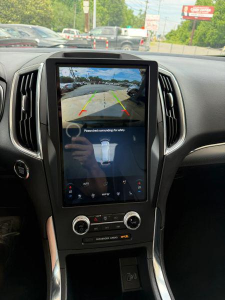 2021 Ford Edge Titanium