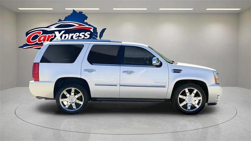 2013 Cadillac Escalade Luxury