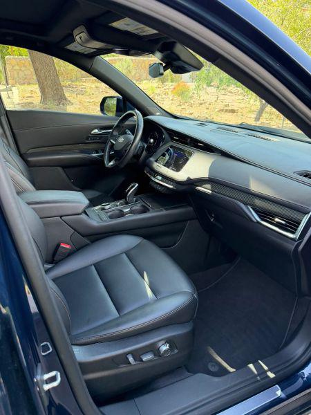 2020 Cadillac XT4 FWD Sport