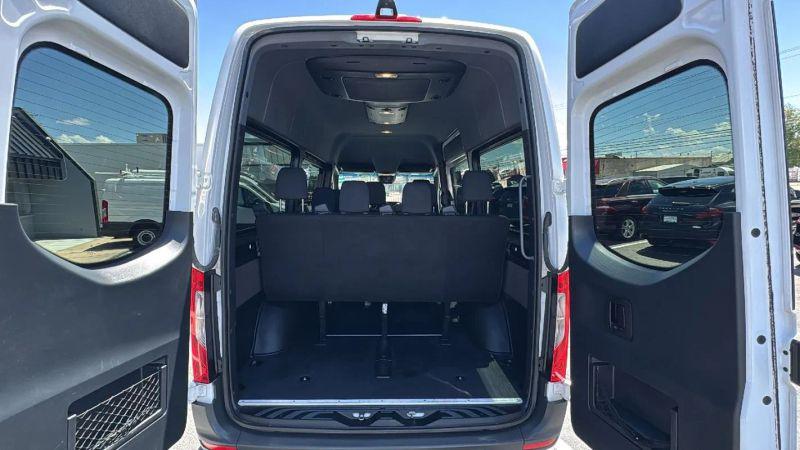 2024 Mercedes-Benz Sprinter 2500 Standard Roof 4-Cyl Diesel