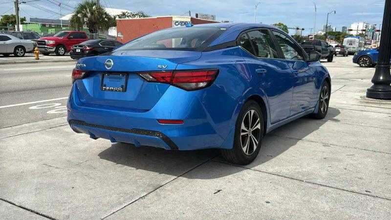 2021 Nissan Sentra SV Xtronic CVT
