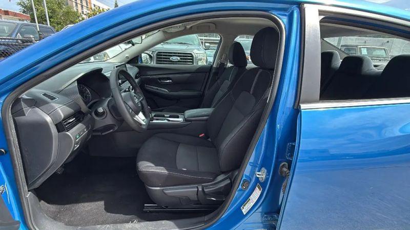 2021 Nissan Sentra SV Xtronic CVT