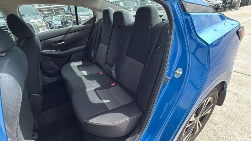 2021 Nissan Sentra SV Xtronic CVT