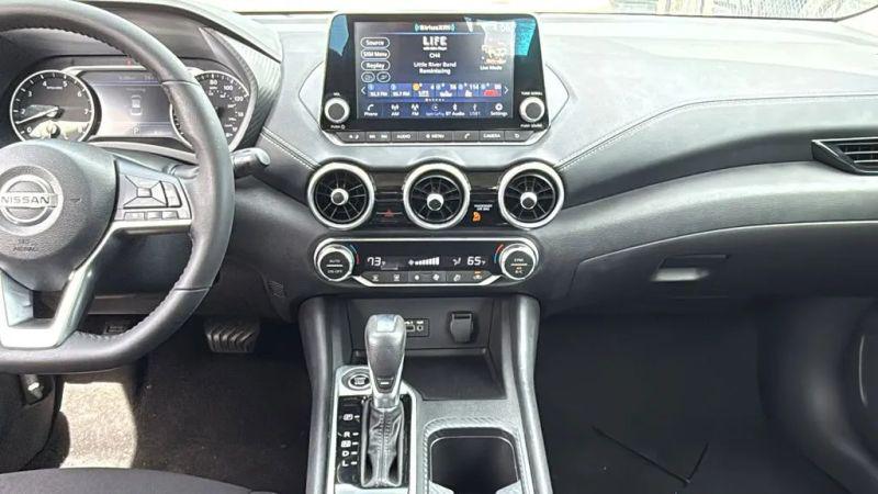 2021 Nissan Sentra SV Xtronic CVT