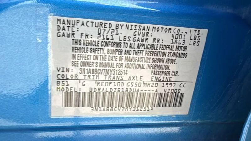 2021 Nissan Sentra SV Xtronic CVT