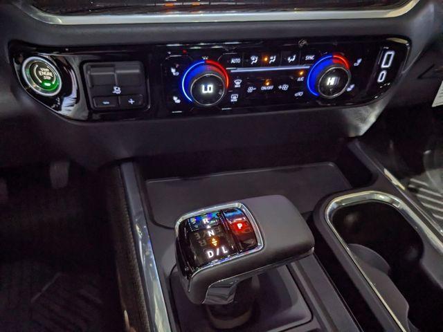 2026 Chevrolet Silverado 1500 4WD Crew Cab Short Bed LT Trail Boss