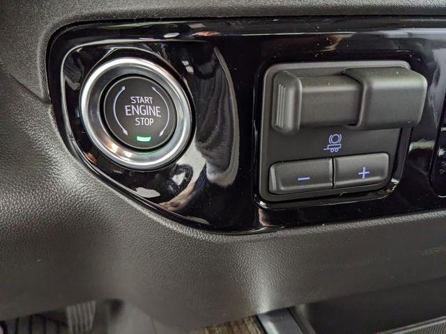 2026 Chevrolet Silverado 1500 4WD Crew Cab Short Bed LT Trail Boss
