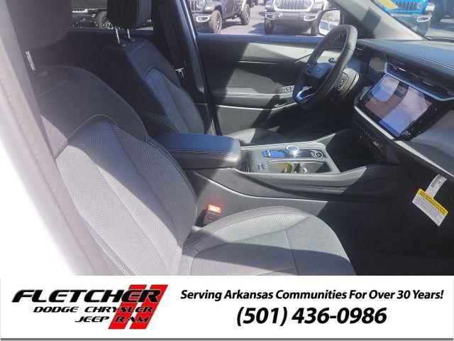 2026 Jeep Cherokee Laredo 4x4