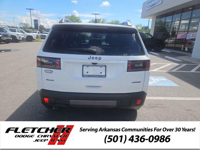 2026 Jeep Cherokee Laredo 4x4