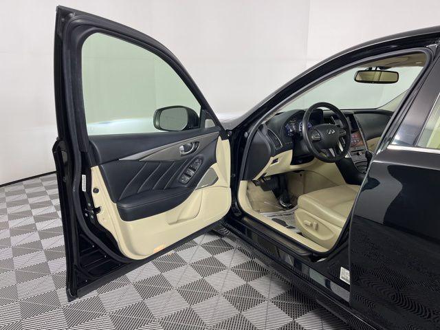 2017 INFINITI Q50 3.0t Premium