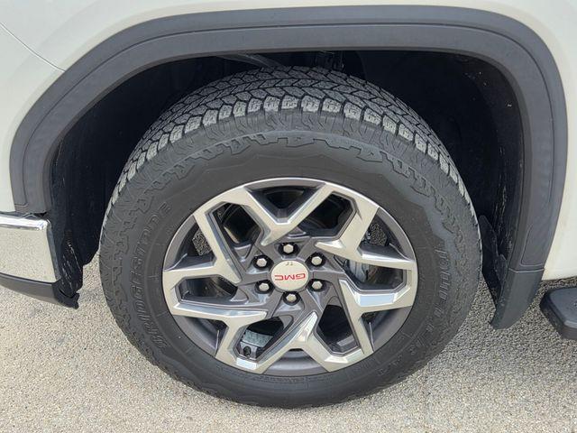 2022 GMC Sierra 1500 4WD Crew Cab Short Box SLT