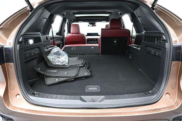 2025 Mazda CX-70 Premium Plus Package