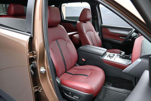 2025 Mazda CX-70 Premium Plus Package