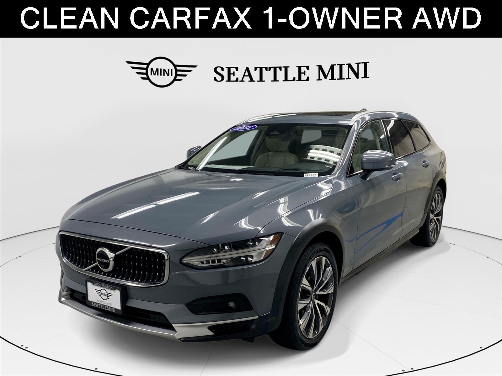 2022 Volvo V90 Cross Country B6