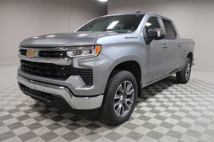 2026 Chevrolet Silverado 1500 4WD Crew Cab Standard Bed LT