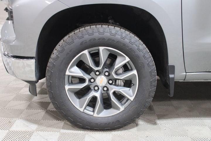 2026 Chevrolet Silverado 1500 4WD Crew Cab Standard Bed LT